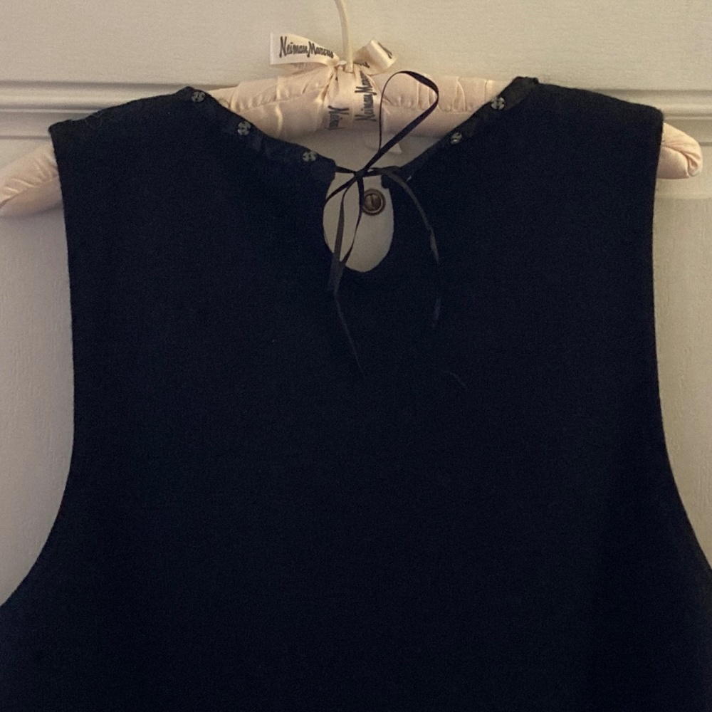 Sydney Easton Black Sleeveless Sweater/Detachable Feather Trim/XL/NEW/NEVER WORN - Picture 6 of 7